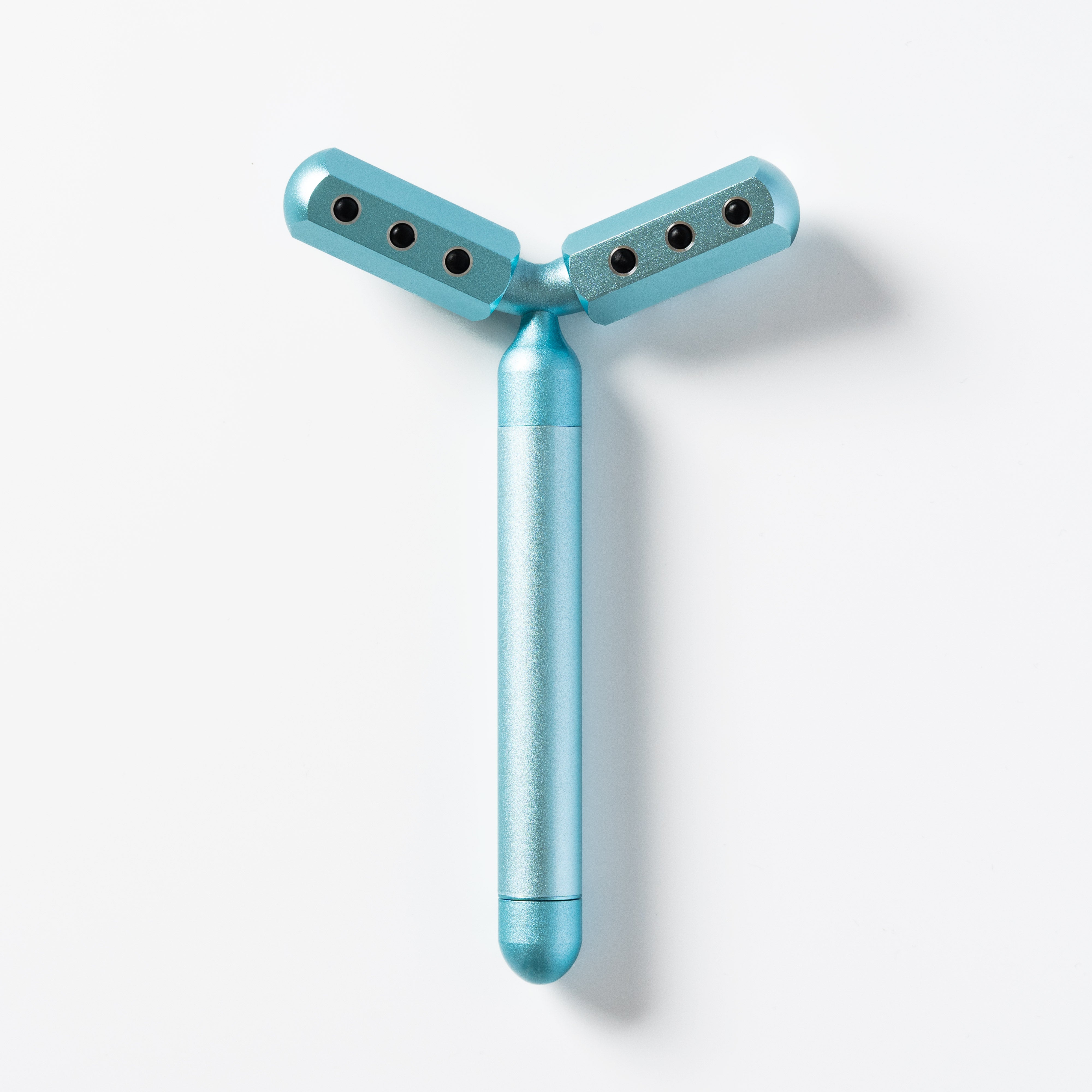 ラブクロム　スワロフスキー静電気抑制 6D LIFT and TONE Germanium Massage Roller | CarelikaCosmetics